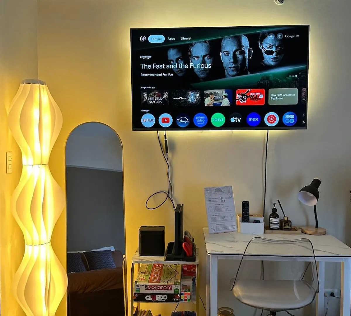 The Chic Studio At 150 Near Naia Terminal 3 Manila