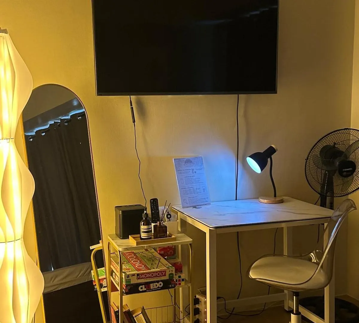 The Chic Studio At 150 Near Naia Terminal 3 Manila Apartment